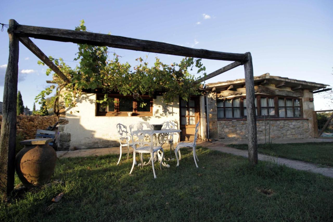 Villa Casita Con Jacuzzi Rectoria De Dosquers Maia de Montcal Exterior foto