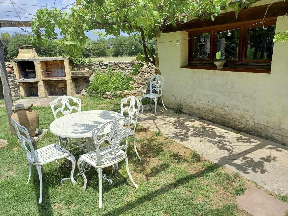 Villa Casita Con Jacuzzi Rectoria De Dosquers Maia de Montcal Exterior foto